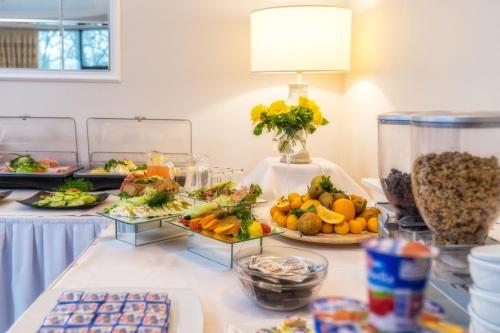 Mad på hotellet eller i nærheden