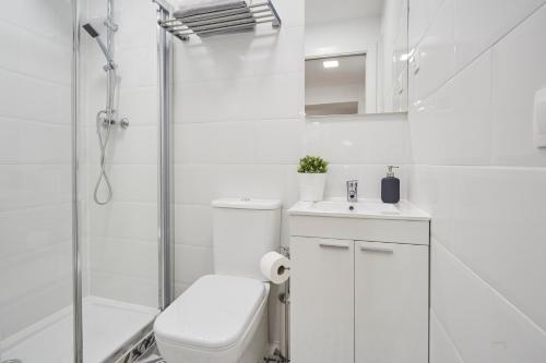 LEEWAYS APARTMENT in SAN LORENZO