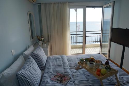 Nápoje v ubytování Seaview apartment