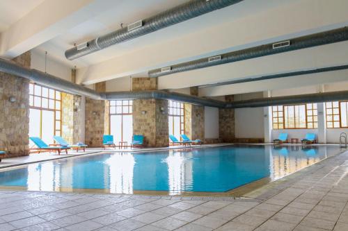 The Old Village Hotel & Resort — Swimming pool