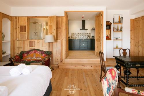 Alfama Unique & Romantic Studio by LovelyStay