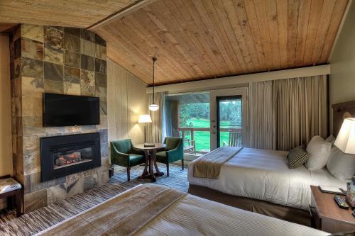 Katil atau katil-katil dalam bilik di Salishan Coastal Lodge