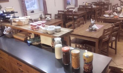 En restaurant eller et andet spisested på Pension Karin