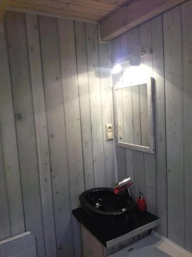 Φωτογραφία από το άλμπουμ του Domek nad jeziorem σε Osieczna