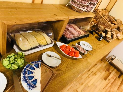 Φαγητό σε αυτό το ξενοδοχείο ή κάπου εκεί κοντά