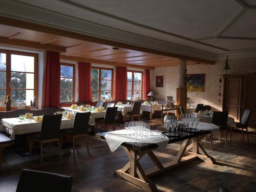 En restaurang eller annat matställe på Hotel Alpin