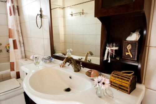 Ванна кімната в Marina Villas