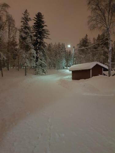 Arctic Red House a l'hivern