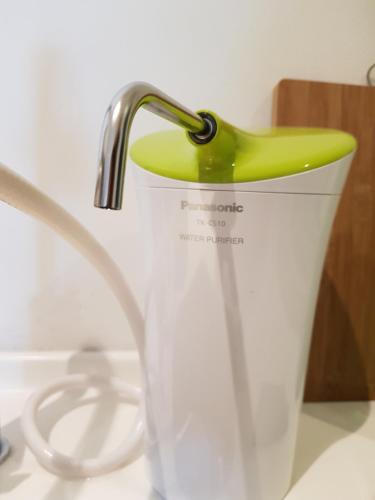 een banaan die uit een beker steekt bij Nordiska @ Majestic Ipoh in Ipoh