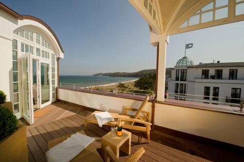 Galeriebild der Unterkunft Strandschloss Binz - Penthouse "Royal Beach" mit Sauna, Kamin, Terrasse, Meerblick in Binz