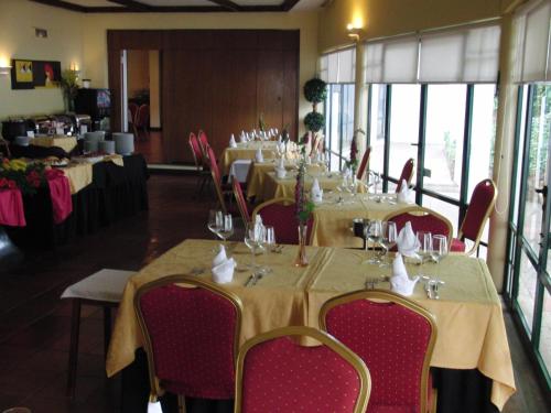 Restoran või mõni muu söögikoht majutusasutuses Hotel Castelo de Vide