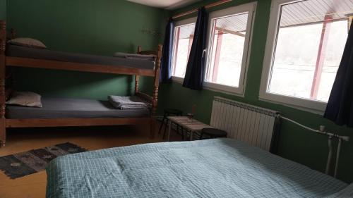 Voodi või voodid majutusasutuse Vertical Hostel Mavrovo toas