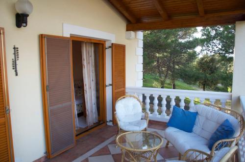 Un balcón o terraza de Villa Maximilian