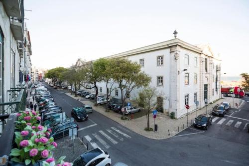 Ola Lisbon -Alfama I