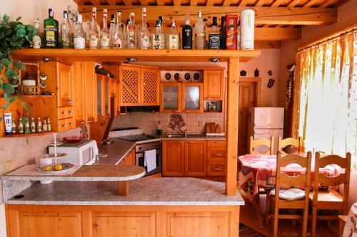 Kuchyňa alebo kuchynka v ubytovaní Penzion HACIENDA
