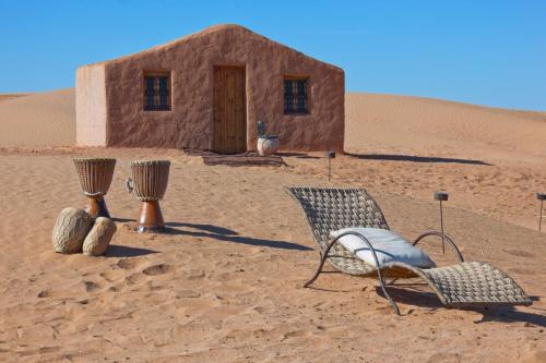 マハミドにあるBivouac La Dune Blancheの砂漠の小屋