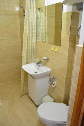 Un baño de Оселя Східниця