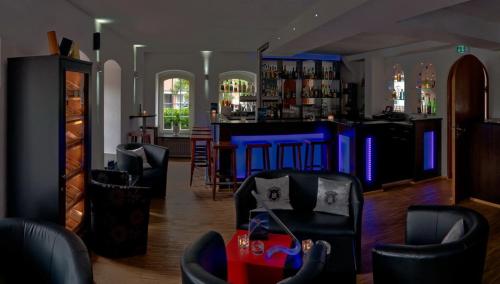 Lounge nebo bar v ubytování Hotel Bedburger Mühle