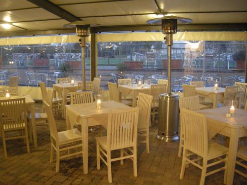 Restoran atau tempat lain untuk makan di Villa Scati Bed and Breakfast