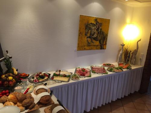 Jídlo v hotelu nebo okolí