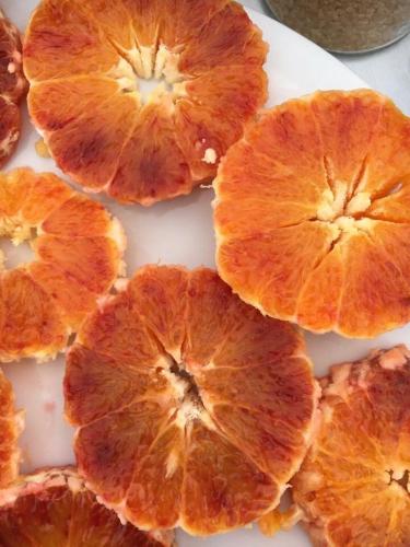 a bunch of peeled orange slices on a plate at Albergo Diffuso Il Casale in Ginosa