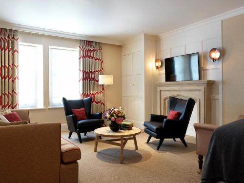 The Stafford London Image