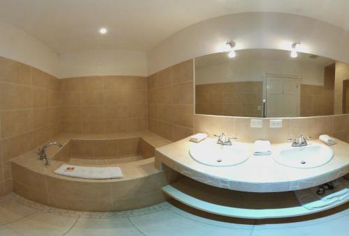 Koupelna v ubytování Hotel Luisiana