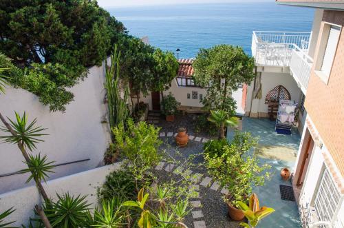 Seaside holiday apartment - unique location – Photos 3
