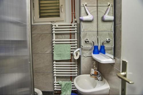 Galeriebild der Unterkunft KUĆA ZA ODMOR LUCIJA in Čazma