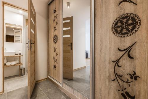Kúpeľňa v ubytovaní Apartament Piaseckiego Centrum