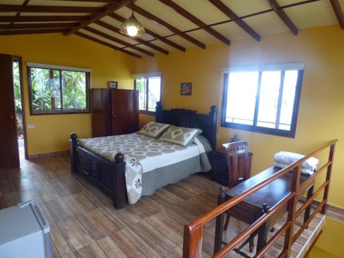 Una cama o camas en una habitación de Mirador Finca Morrogacho