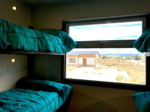 Letto o letti in una camera di Folk Hostel