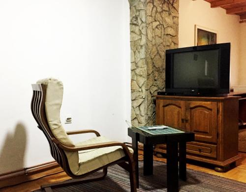 TV tai viihdekeskus majoituspaikassa Nikolic Apartment