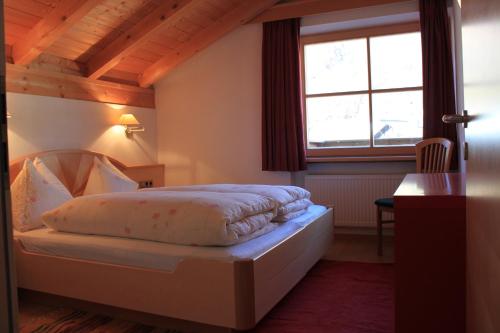 Gallery image of Aparthotel Christophorus in Burgusio