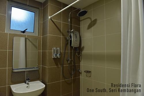 Koupelna v ubytování Residensi Flora
