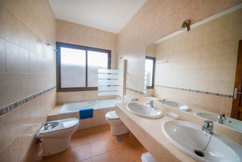 Koupelna v ubytování Villas Blancas
