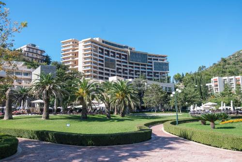 Gallery image of Apartments Harmonia Colours in Budva