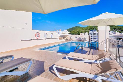 Aparthotel Duquesa Playa, Santa Eularia des Riu – Bijgewerkte ...