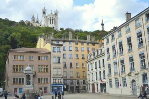 Gallery image of Cosy apartment ideally located in the Old Town in Lyon