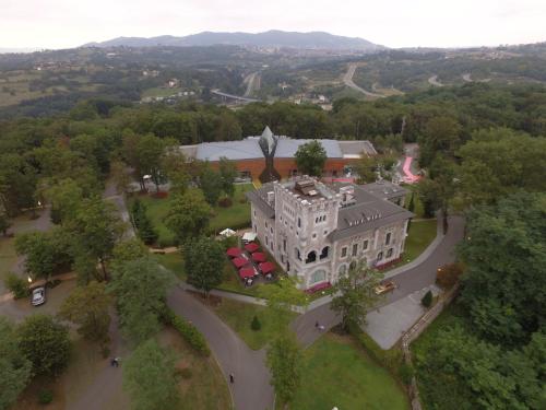 Castillo Del Bosque La Zoreda – Photos 3