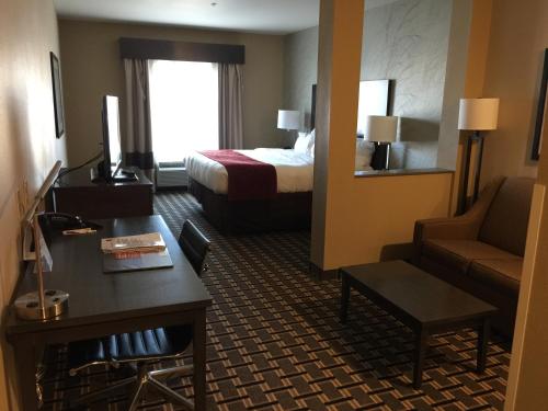 Gallery image of Comfort Suites Uniontown in Uniontown