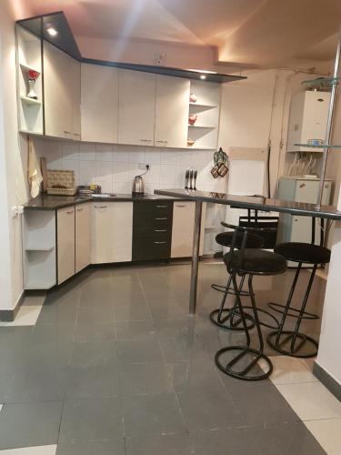 Küche/Küchenzeile in der Unterkunft Apartment at Sayat Nova Street