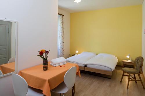 Gallery image of Hotel Garni Maggia in Coglio