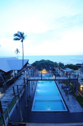 Bazén v ubytování Saprin Beach Resort nebo v jeho okolí