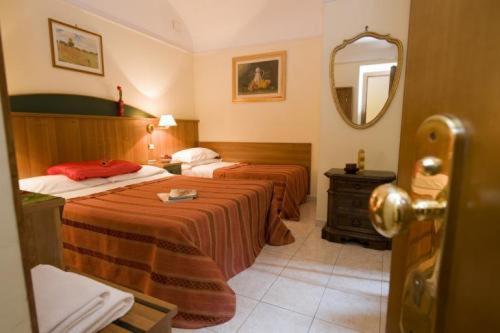Hotel Altavilla - Quadruple Room