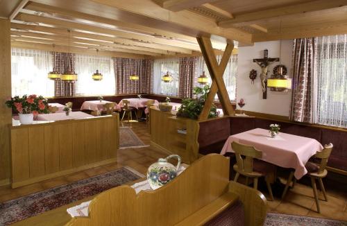 Restaurace v ubytování Garni Hotel Rezia