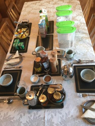 Makanan di atau berdekatan homestay