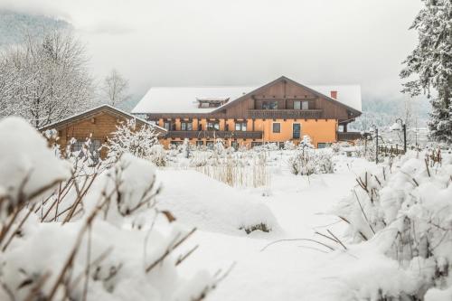 Hotel Burgfrieden v zimě