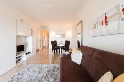 Cannes Events, Beach, Pool & Parking
