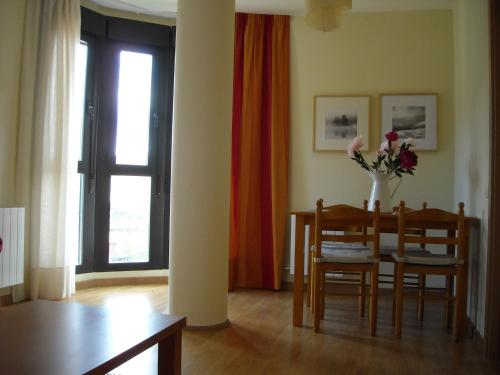 Χώρος καθιστικού στο Apartamentos Turísticos Real Valle Ezcaray